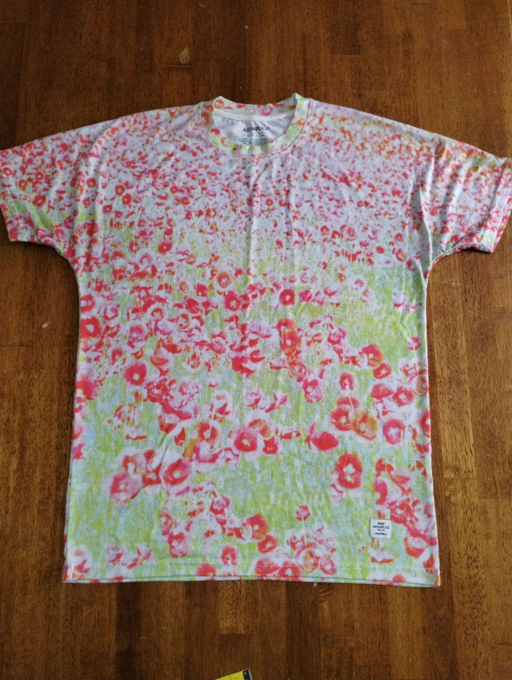 Akomplice Bright Poppy All Over Print T-Shirt Pink Men's M Floral Streetwear